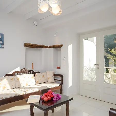 Villa Naxian Queen Luxury & *