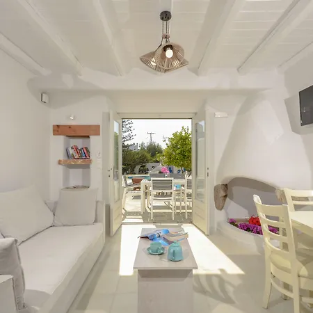 Naxian Queen Luxury & * Αγία Άννα